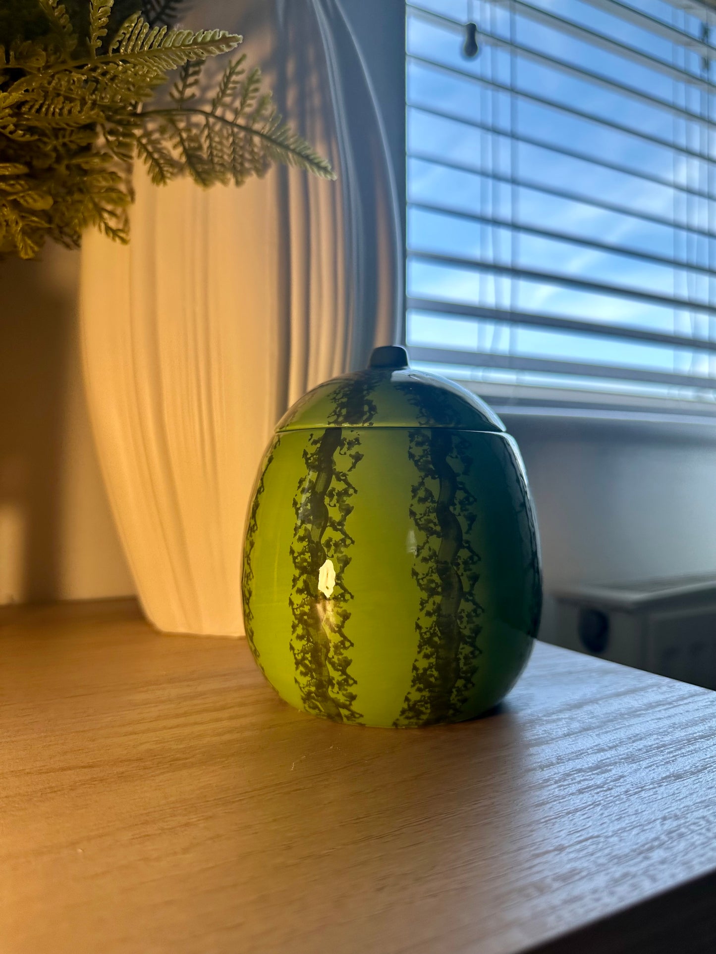 Watermelon oil warmer
