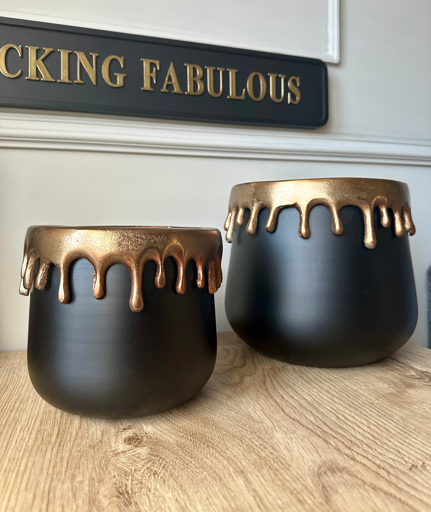 Dripping plant pots
