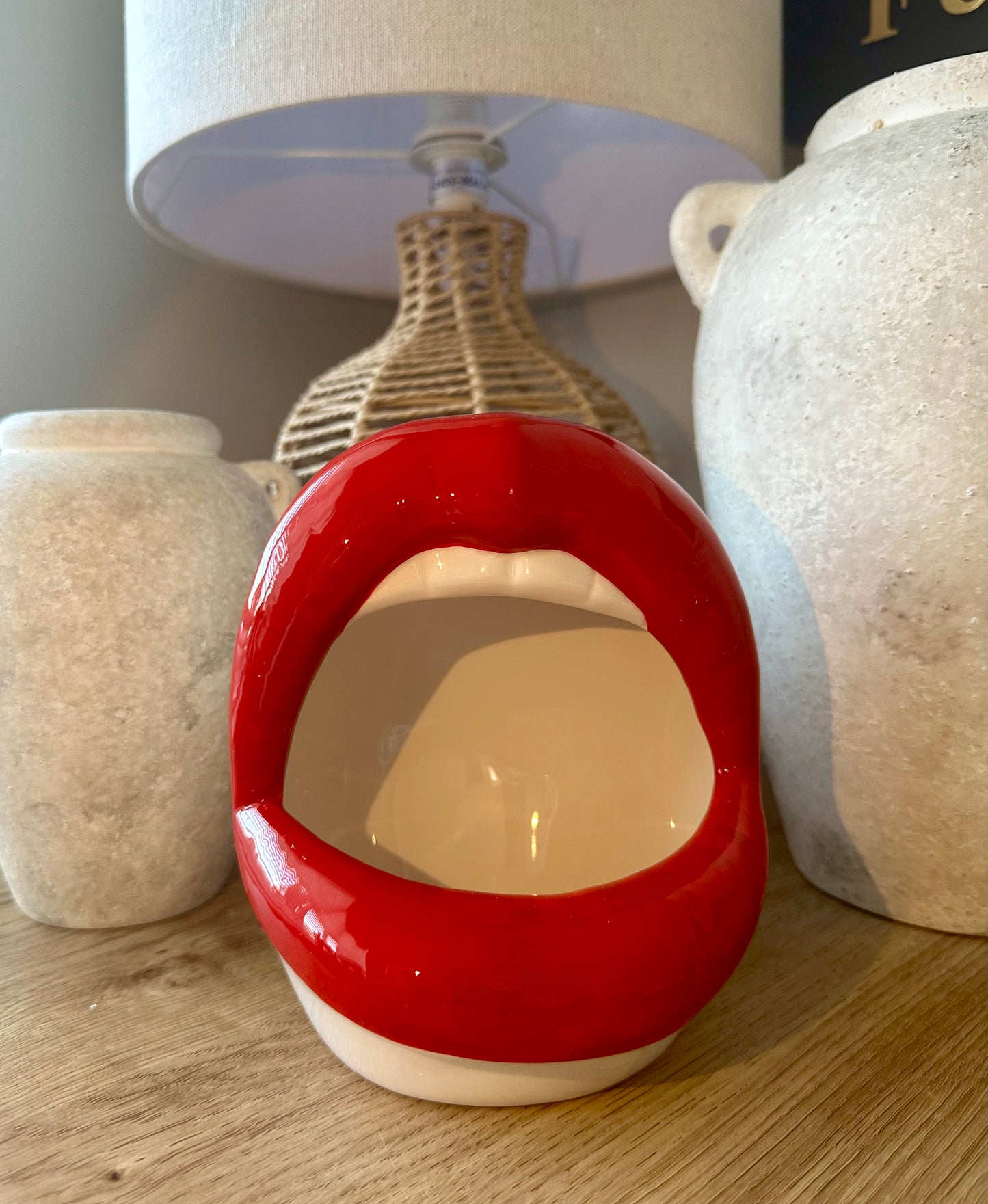 Ceramic red lips storage bowl