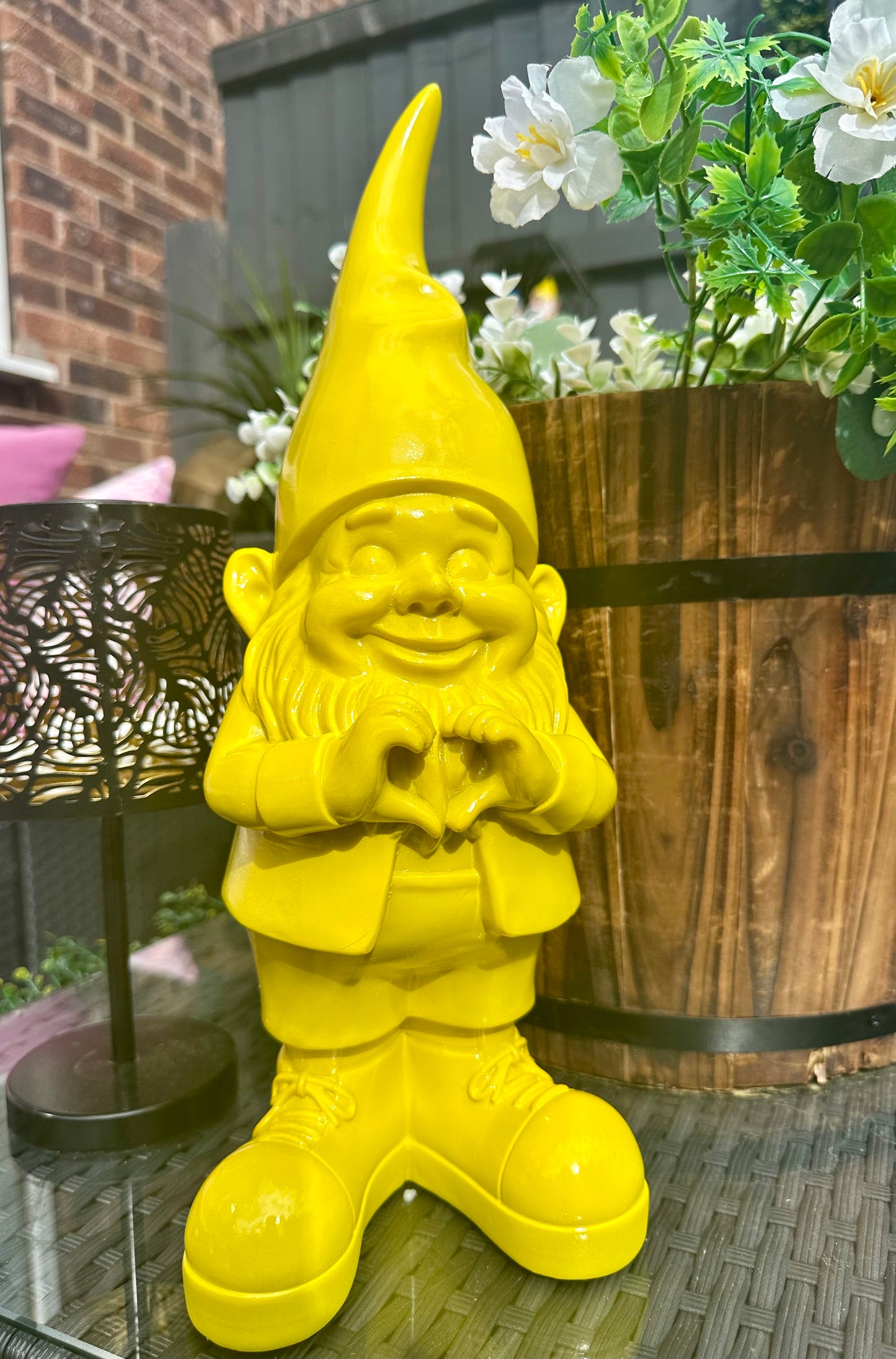 'Hand Heart' Gnome