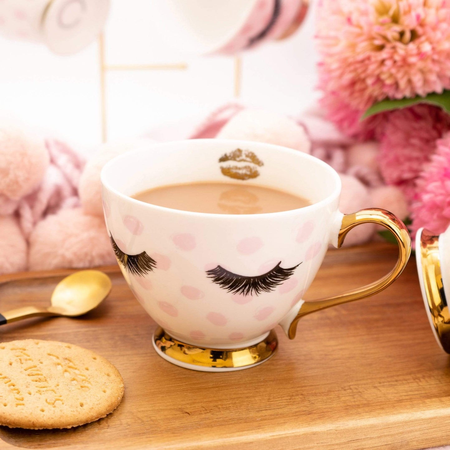 Eyelash Mug