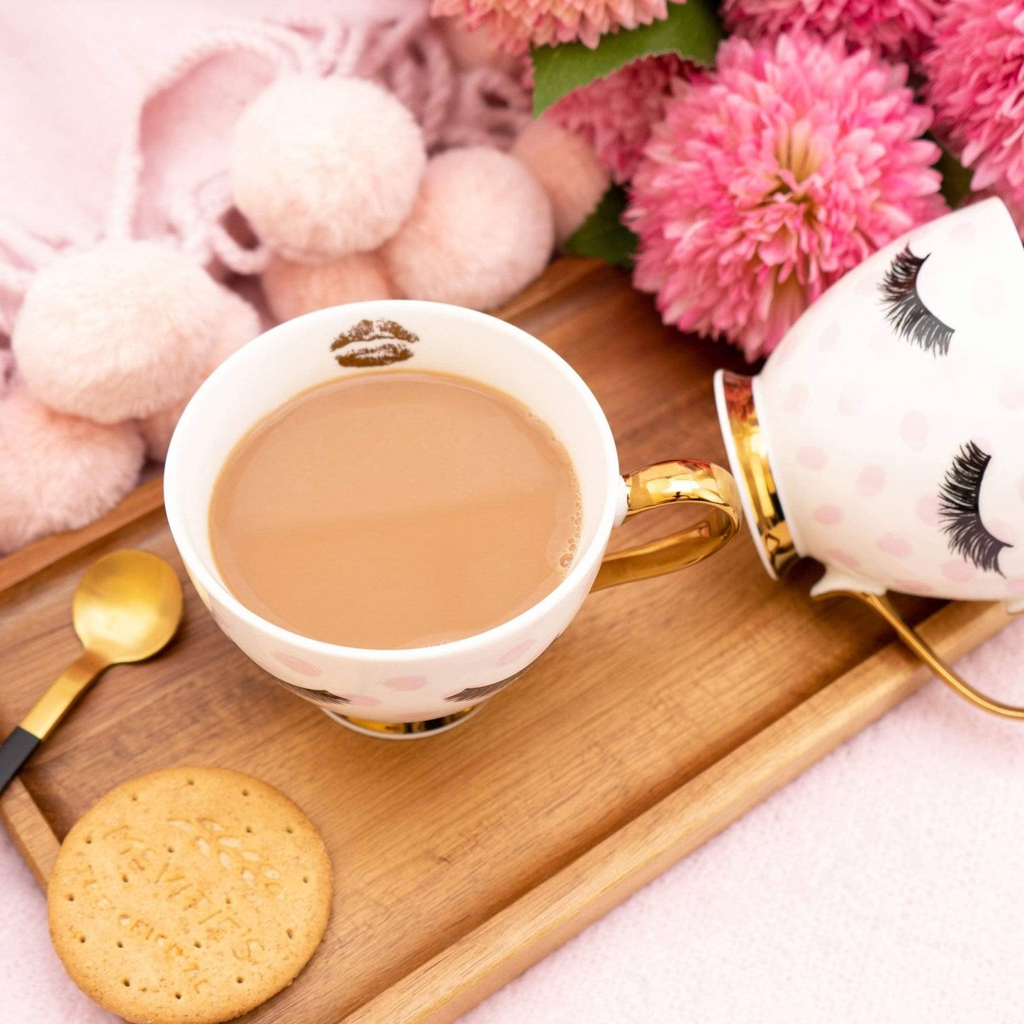 Eyelash Mug