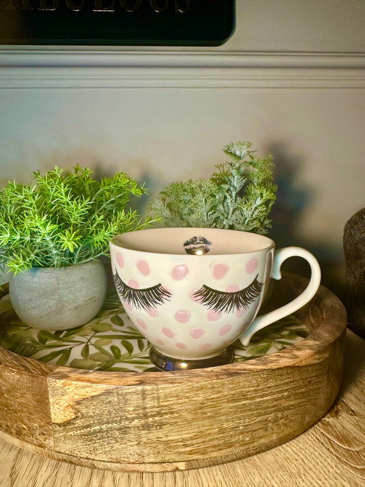 Eyelash Mug