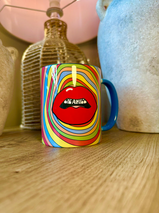Giz a Kiss Mug